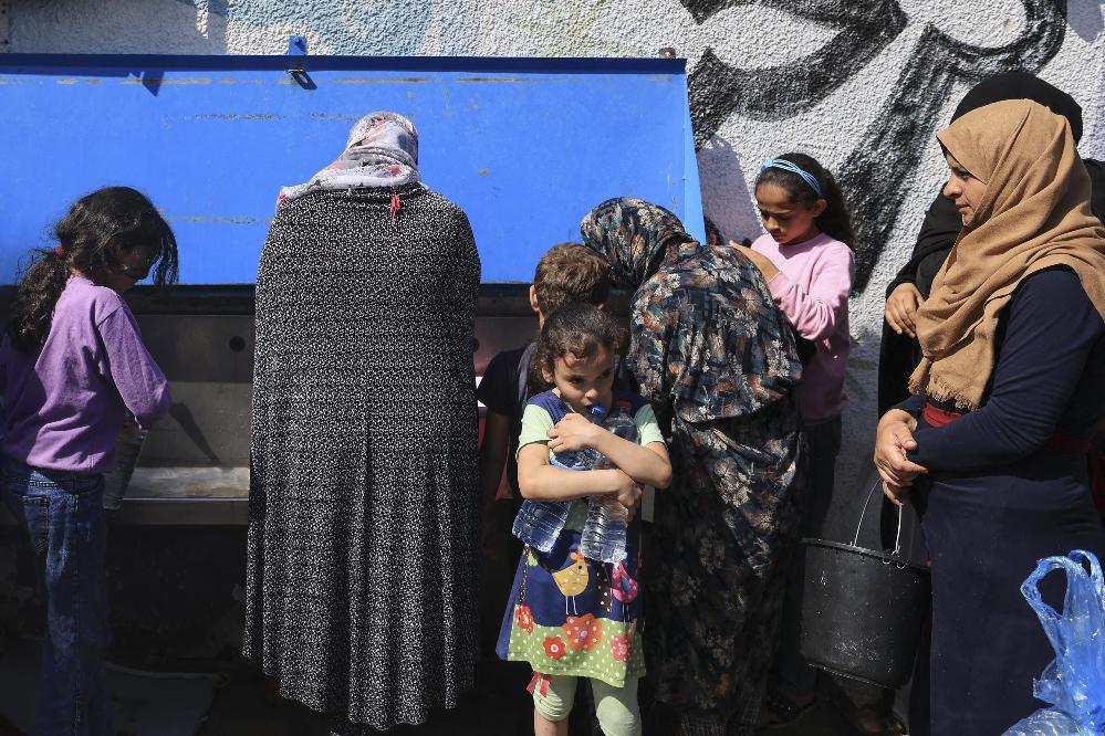 Gazans forced to drink dirty, salty water as water systems run out
