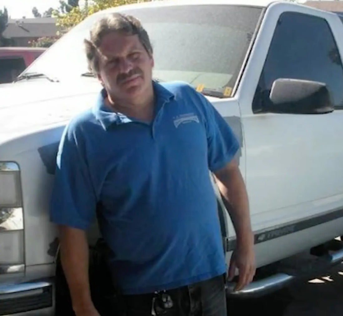 Grandpa shot dead trying to apologize after 'finder binder' in Walmart parking lot
