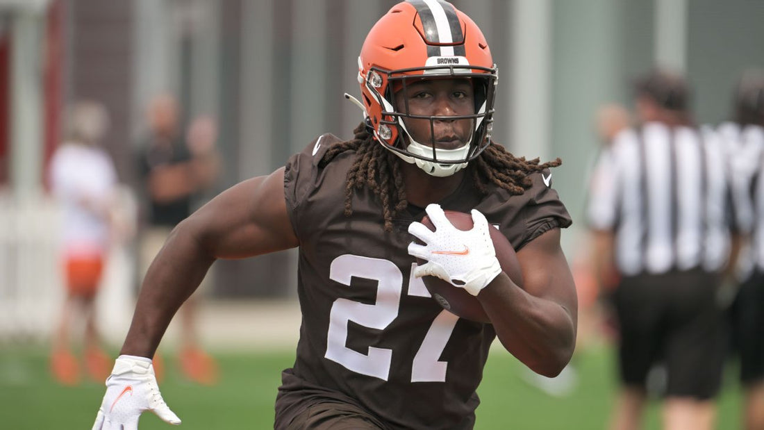 Saints considering signing veteran RB, Kareem Hunt