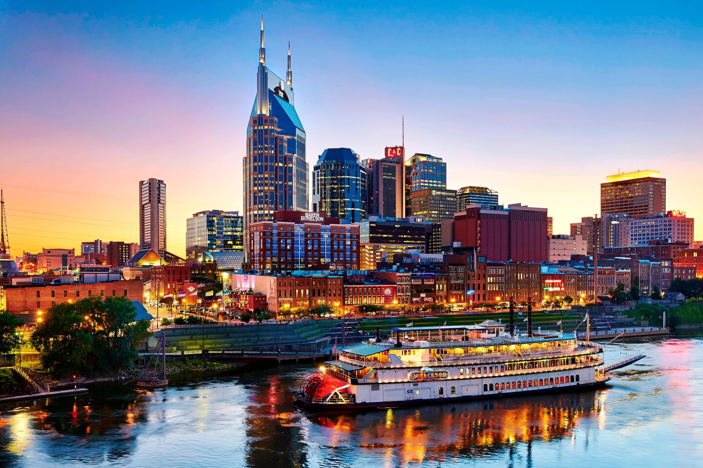 Nashville, TN: Southern Charm and Great Music