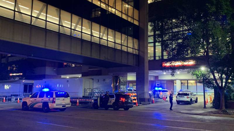 Birmingham nightclub shooting leaves 7 shot with 2 dead, shooter than shoots up hospital